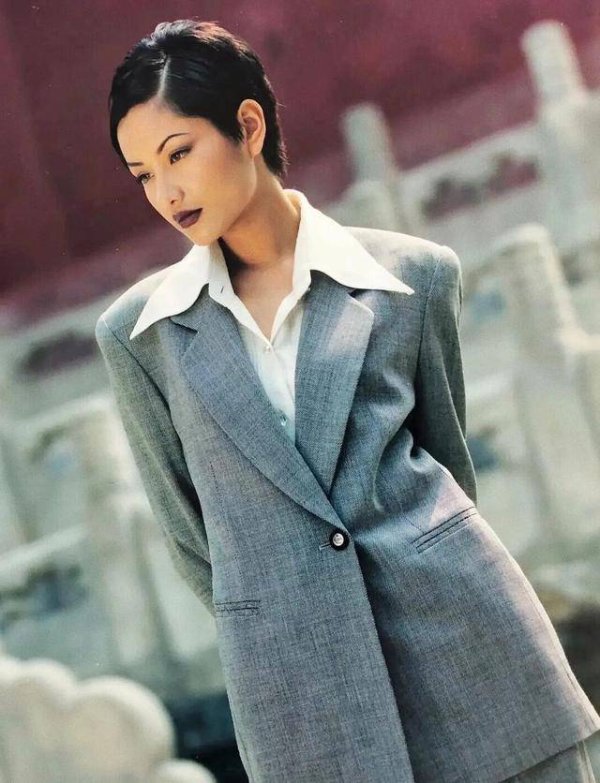 有保障的股票配资公司 2026综艺女神真实力出圈 瞿颖白鹿凭鲜活圈粉 乘风拟邀名单引爆期待